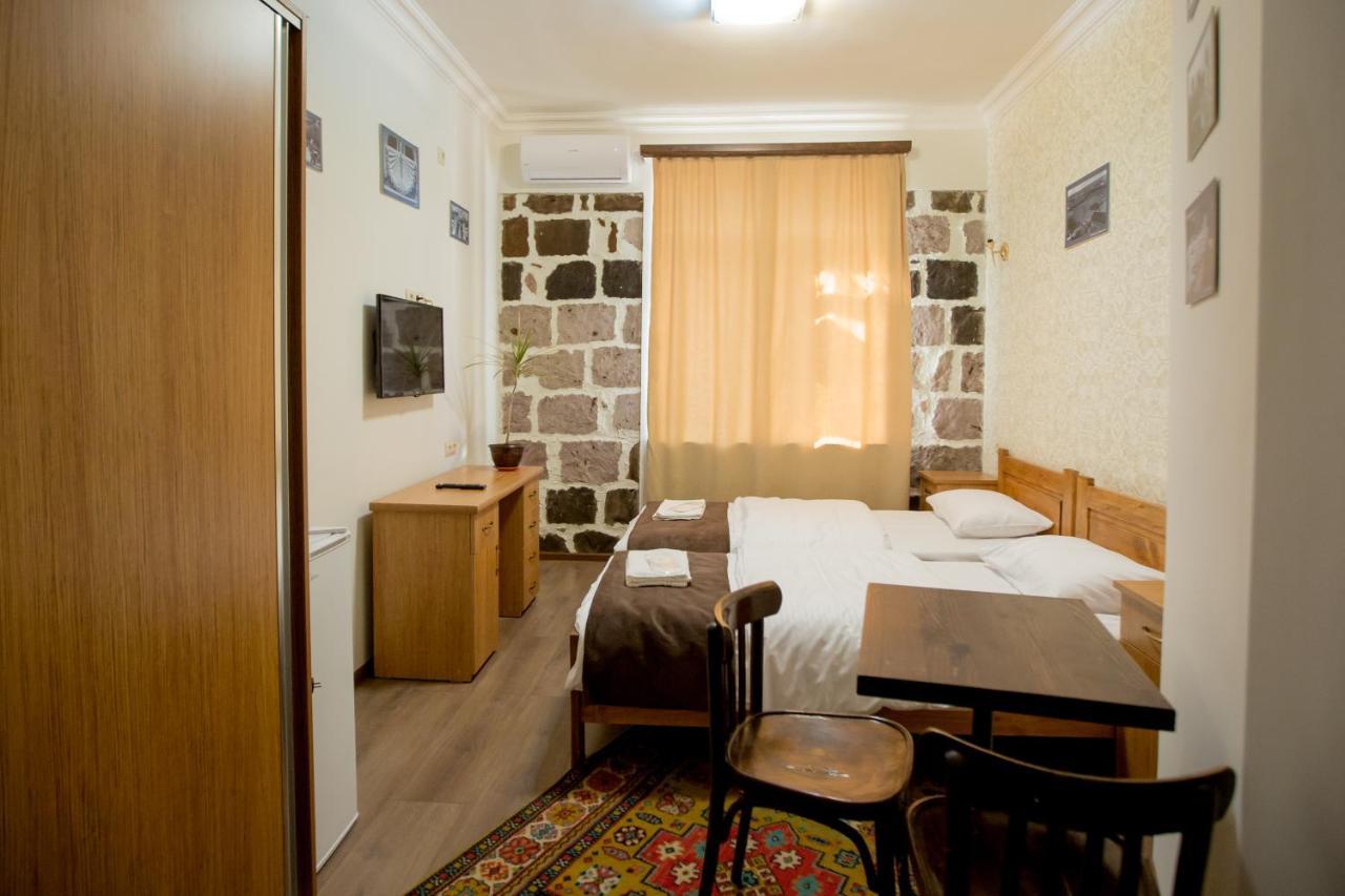 Studio Boutique Hotel At Cascade Yerevan Exterior foto