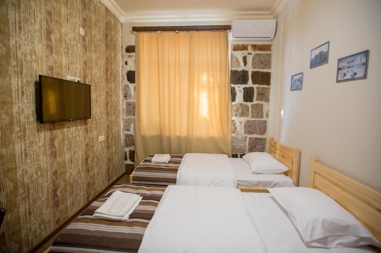 Studio Boutique Hotel At Cascade Yerevan Exterior foto